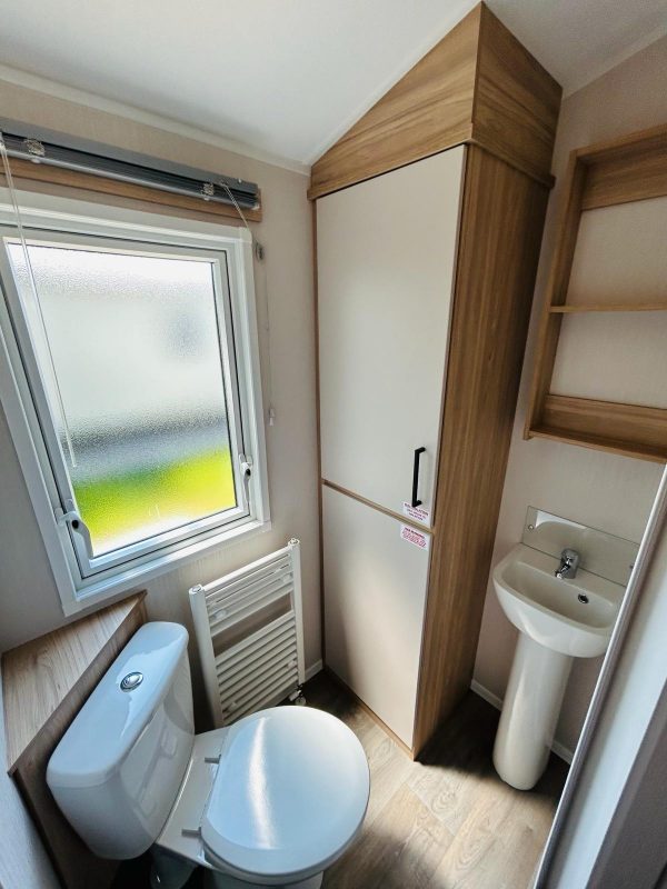 New Willerby manor 38x12 - Image 8