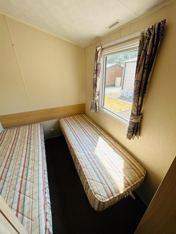 Pre owned Willerby Aurora 35x12 - Image 4