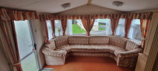 Pre owned Willerby Salisbury 35x12 - Image 2
